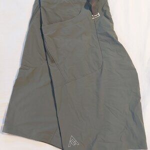 7Mesh Glidepath mountain bike shorts, men's large, NWOT